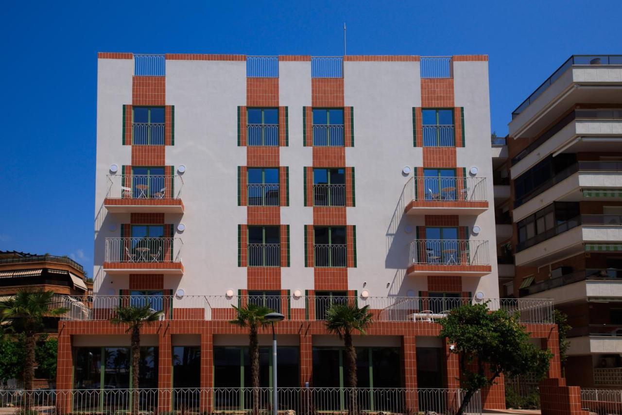 Terra Aurea Aparthotel 살루 외부 사진
